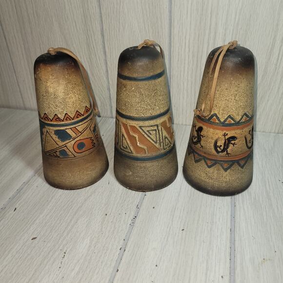 Vtg Native American Southwestern Tribal Patterned Pottery Bells Kokopelli Set 3 - Picture 4 of 5